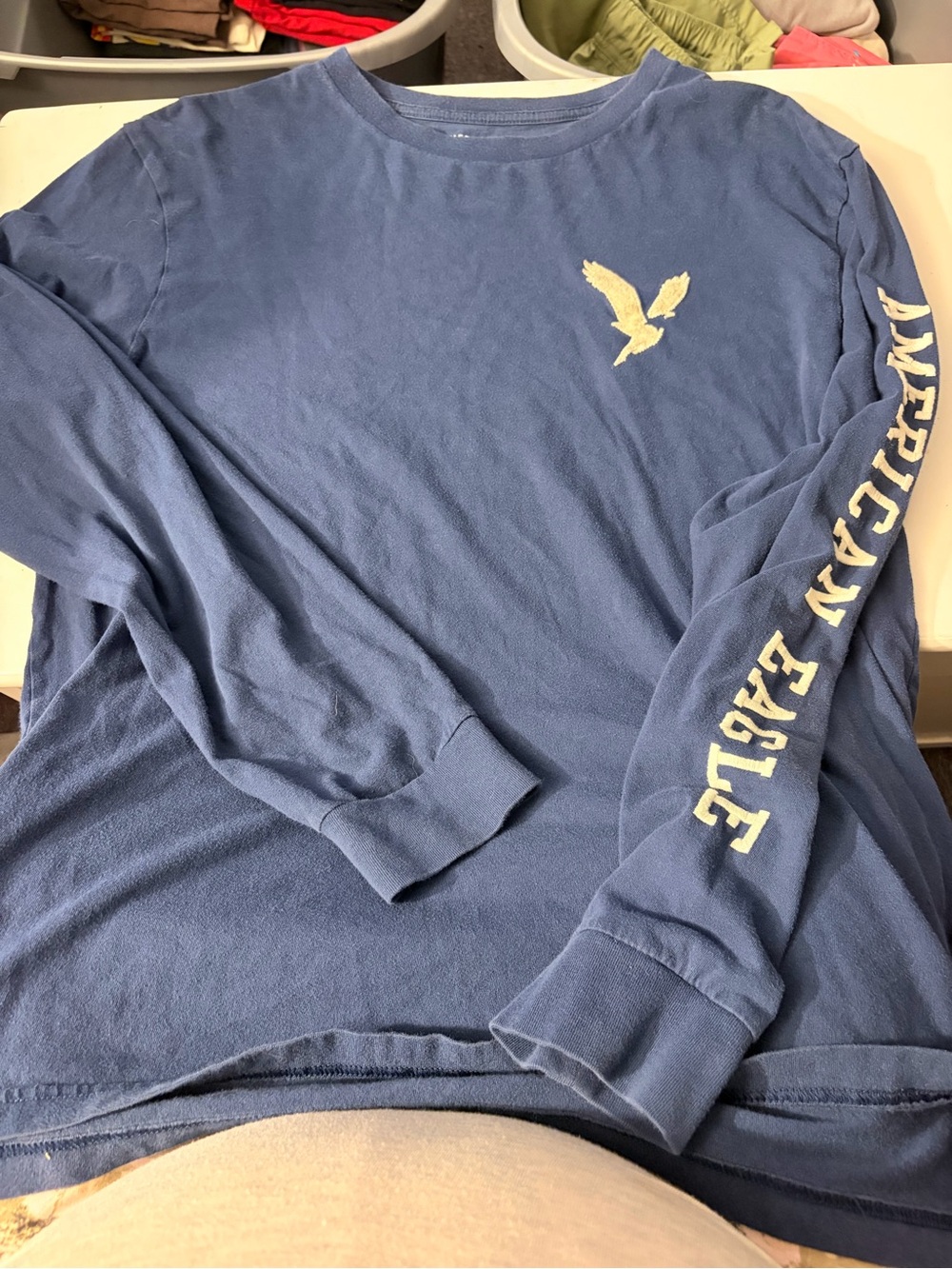 American Eagle Navy Blue Long Sleeve Tee with Cream Print